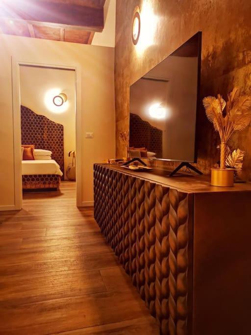 Dechiari21 Boutique Home Bologna Exterior photo